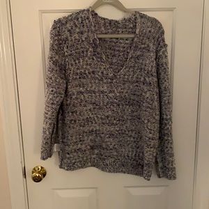 V neck sweater